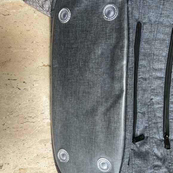 Women's Gondola XL Shoulder Bag, Heather Gray - Picture 6 of 14